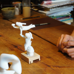 每件藝術(shù)品的生成，乘載了藝術(shù)家的投射與想像，初期精緻的縮小版模型，皆是每件作品實踐的開端。