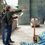 考慮到藝術(shù)品從各方面觀賞，有不同風(fēng)格的面貌，藝術(shù)家–陳煜權(quán)如指揮家般，讓藝術(shù)品完美登臺(tái)展演。