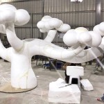 運(yùn)用保麗龍做出藝術(shù)品等比初胚模型，展現(xiàn)藝術(shù)品各個(gè)階段的不同面貌。