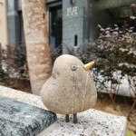 藝術(shù)家-王忠龍在創(chuàng)作過程中，為它們創(chuàng)造生命力與故事，並將這些故事融入社區(qū)的每個角落。