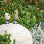 栩栩如生的石頭鳥點(diǎn)綴在社區(qū)一隅，與築森鄰住戶比鄰而居，成為最溫暖的陪伴。