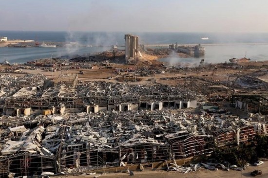 2020年各國忙防疫自顧不暇，貝魯特大爆炸無疑是屋漏偏逢連夜雨。新業(yè)相信愛不分國界，收到募資邀約後即出一份力，也盼望喚起更多人重視。（圖片擷取自路透社，如有侵權(quán)請告知刪除，謝謝！）