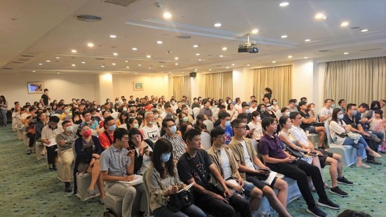 新業(yè)希望透過「客變說明會」，讓格局、動線與擺設更貼近您理想中的生活，成為您生活幸福的後盾！