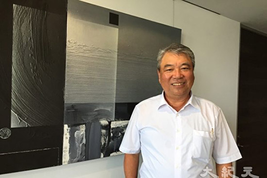 穆椿松喜歡閱讀，數(shù)字能力強，業(yè)界喜歡找他談古論今