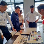 如何將美學(xué)真正實現(xiàn)在生活中？具備易清理、不易殘留油煙及污漬的人造石檯面與烤漆玻璃，在整體搭配上也需要同步想像，視覺效果的用色等。