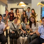 時(shí)序入夏，迎接到一批相當(dāng)活躍的生力軍，期盼在新業(yè)建設(shè)邱正光副總經(jīng)理（右一）及楊世偉經(jīng)理（左一）的帶領(lǐng)下，一起透過(guò)溫煦的笑容與專(zhuān)業(yè)背景，成為住戶最可靠的陪伴。