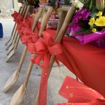 閃耀著金銅色光輝的開工鏟子，每把都身負(fù)重任，將開啟東區(qū)「新業(yè)築森鄰」美好家園。