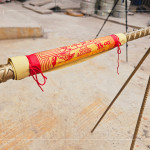 「金色鋼筋」除了視覺上的象徵性，也包含文化與信仰層面的寓意，希望這座建築能夠堅固耐久，帶來好運、財富與平安。