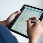 在陪同客戶驗(yàn)屋前，公司會(huì)內(nèi)部進(jìn)行全面性檢查，確認(rèn)每戶客變圖、格局變更、設(shè)備材料替換、空間規(guī)劃等，並透過『驗(yàn)屋App』掌握修繕進(jìn)度，提升驗(yàn)屋效率與整體效能。