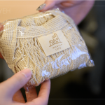 親手致上限量客製化-織網(wǎng)袋，輕巧方便、時(shí)尚環(huán)保。