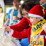 新業(yè)貼心的為上百位路跑住戶準(zhǔn)備經(jīng)典可口的三明治、香蕉及飲品，為揮灑汗水與體力後的家人們補(bǔ)充能量，成為最可靠的後盾。