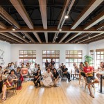 8月舒心午後，相約家族好友，輕鬆寫意的品味生活，在濃郁醬香中體會在地職人的堅定與熱情。