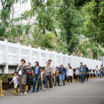 沿著防汛道路依序前行，走往這次的淨(jìng)溪點(diǎn)-福安橋下，帶著興奮期待的心情，準(zhǔn)備來(lái)場(chǎng)「寓教於樂(lè)」的淨(jìng)溪體驗(yàn)。