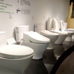 不可或缺的馬桶好朋友，每日使用上的親密接觸，如何能輕鬆清潔不費(fèi)力，也是職人衛(wèi)浴選品的考量點(diǎn)。