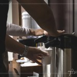 舒心的週末早晨，特別提供熱茶與咖啡，輔以今日需要聚精會(huì)神的會(huì)議。