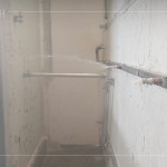 根據(jù)水密性測試規(guī)範(fàn)，選用螺旋式專用噴頭，以精確模擬雨水噴灑、滲透等情境。