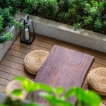 四季合院以四季為設(shè)計主題的露臺，不同的主題造景與高度視野，創(chuàng)造各具特色的空間感受，歡迎住戶走出家門，與鄰里在此一同小歇談心，就像是過去三合院前的「埕」，總是滿載著人們的笑語，和溫暖人情。