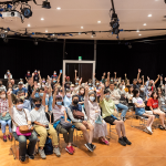 QA問答環(huán)節(jié)中，家族好友們各個躍躍欲試，迫不及待的想與講師分享活動後的感想與心得。