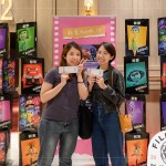 藉由新業(yè)FUN映所的機(jī)會(huì)，和三五好友、閨密、家人相聚，歡愉的心情溢於言表。