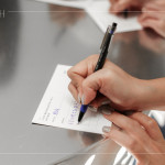 在感動(dòng)之餘，也不忘對(duì)默默守護(hù)我們的打火英雄說(shuō)聲謝謝，劇團(tuán)會(huì)將來(lái)賓的祝福與鼓勵(lì)，分別寄送到臺(tái)灣各地的消防分隊(duì)，傳遞滿滿的溫暖與感謝。