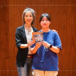 當(dāng)天抽獎(jiǎng)禮準(zhǔn)備製作人歷年專輯，希望可以透過(guò)音樂(lè)，留住當(dāng)下的美好，認(rèn)識(shí)地球上最美麗的聲響。