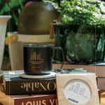 伴手禮致贈(zèng)-新業(yè)客製吸水杯墊，實(shí)用與美觀的設(shè)計(jì)，陪伴住戶在日常生活中，回想起今日藝文時(shí)光的美好與感動(dòng)。