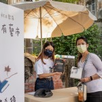 擔(dān)任文學(xué)館書席侍書人四年，不時(shí)有補(bǔ)充好書的需求，感謝許多熱心的家族朋友，攜帶好書與大家分享，新業(yè)將持續(xù)帶著這份美意，堅(jiān)守侍書人岡位。