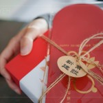 致上一份年節(jié)好禮，即早遞出的暖心問候，是新業(yè)別出心裁的心意，願(yuàn)將這份心意
及祝福，一同分享給親朋好友。