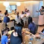 活動中，新業(yè)家族與「拾寶小舖」陳老師互動熱絡(luò)，一同探索更多果實的可愛秘密！