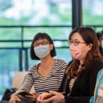 以照片展示豐富的臺灣美景，搭配精彩的旅途經(jīng)歷，將新業(yè)家族逗得眉開眼笑。