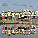 秧苗人手一塊，準備下田吧。