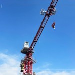 萬里無雲(yún)的好天氣，【新業(yè)大塊森濤】於2024年2月下旬舉行上樑儀式，象徵著新業(yè)團隊和住戶們重要的里程碑。