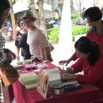 《失聲畫眉》作者凌煙11月17日來到臺中文學(xué)館參與「百萬文學(xué)市集」。（圖片提供：臺中市文化局）