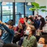 新業(yè)家族紛紛舉起手機(jī)，將這片土地的美景納為口袋名單，也期待著實際探訪的那一天。