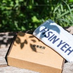 致上新業(yè)設(shè)計的運動毛巾，作為運動時的常備品，代表著新業(yè)在住戶的每段路程中給予支持並陪伴著。