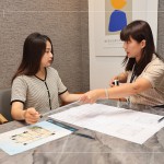 專業(yè)客服人員從格局變更、設(shè)備材料替換、空間規(guī)劃，到收納家電的配置，給予住戶建議、留心的事項，打造更貼近理想的家園。